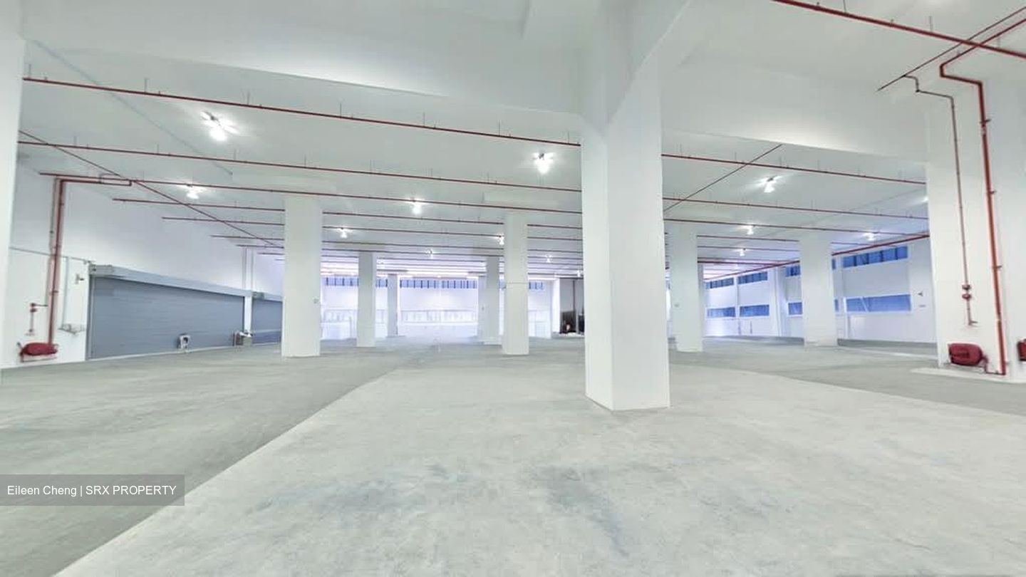 Pioneer Road (D22), Warehouse #573661011